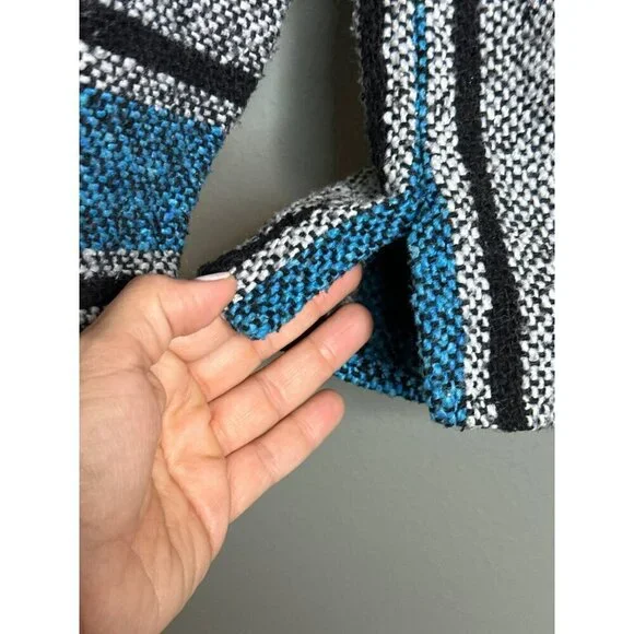 VTG Small Authentic Made in Mexico Saddle Blanket Hooded Pullover Sweater Poncho - Picture 8 of 9